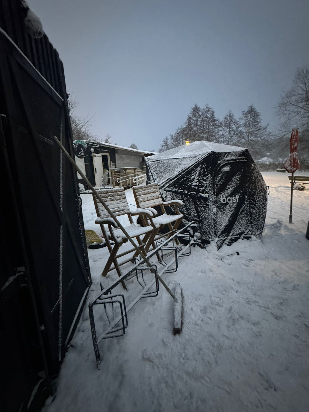 Boka tid vedtält bastu
